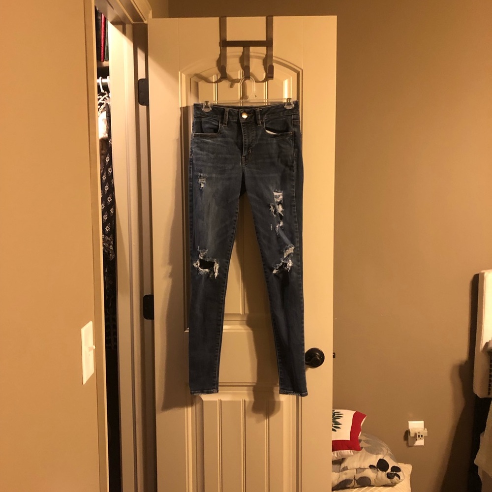 American Eagle ripped skinny jeans